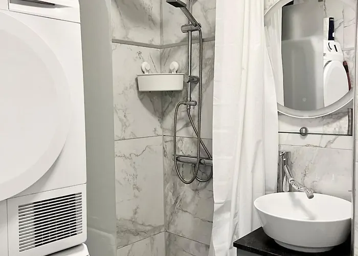 Danish Designer Flat In Center